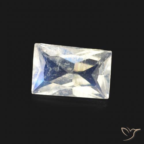 Piedra lunar arcoíris Blanco azulado natural de 0.49 ct, Corte Baguette, Transparente