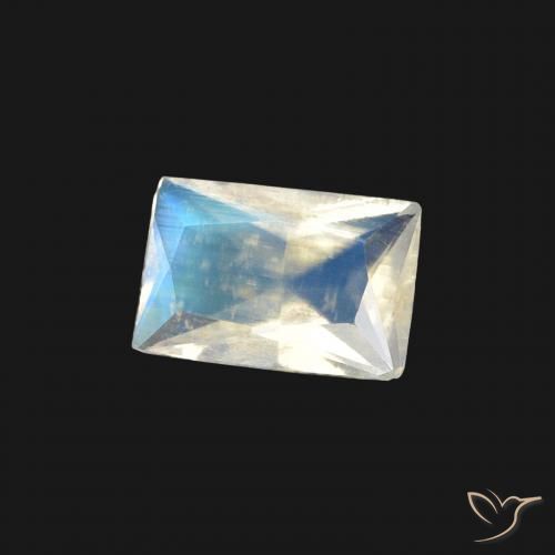 Piedra lunar arcoíris Blanco azulado natural de 0.37 ct, Corte Baguette, Transparente