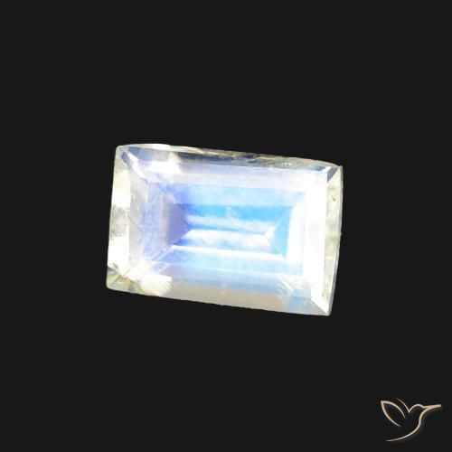 Piedra lunar arcoíris Blanco azulado natural de 0.54 ct, Corte Baguette, Transparente