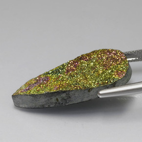 Pirita arcoíris multicolor natural de 16,45 ct, en forma de pera, opaco