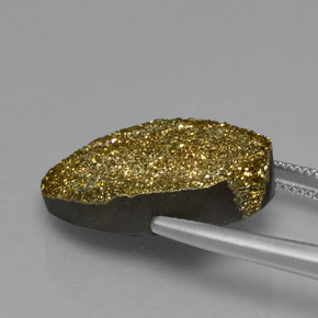 Pirita arcoíris multicolor natural de 17,40 ct, corte óvalo, opaco