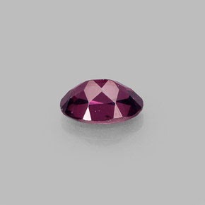 Granate rodolita Rojo frambuesa natural de 0.60 ct, Corte Óvalo, VVS-VS