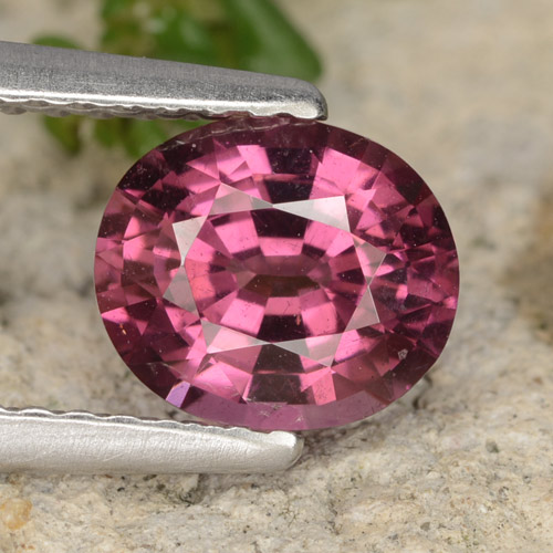 Granate rodolita púrpura natural de 1,37 ct, corte óvalo, VS