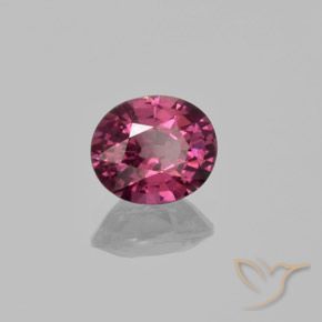 Granate rodolita Púrpura medio natural de 1.43 ct, Ovalada, VS