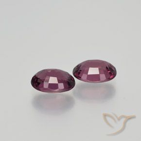 Gemas de Granate rodolita Rojo medio natural de 2.24 ct, Ovalada, VS