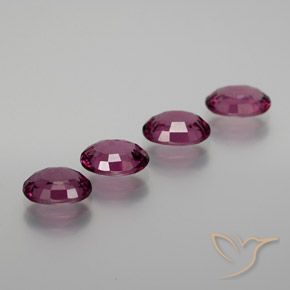 Gemas de Granate rodolita Púrpura rojizo natural de 3.83 ct, Ovalada, VVS-VS