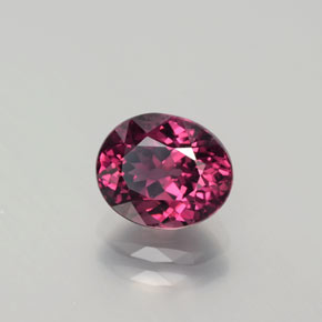Granate rodolita Rojo frambuesa natural de 2.07 ct, Corte Óvalo, VVS-VS