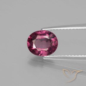Granate rodolita Rosado magenta natural de 1.64 ct, Ovalada, VS