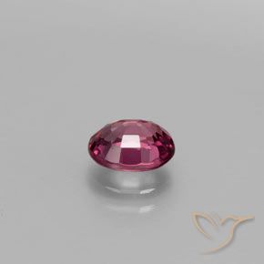 Granate rodolita Púrpura medio natural de 1.45 ct, Ovalada, VVS-VS
