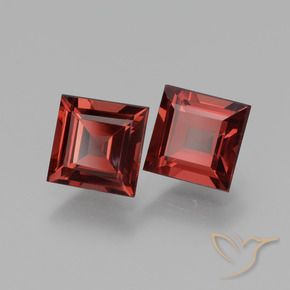 Gemas de Granate rodolita Rojo oscuro natural de 1.59 ct, Cuadrado, VS
