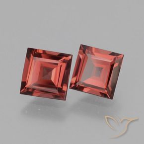 Gemas de Granate rodolita Rojo oscuro natural de 1.53 ct, Cuadrado, VS