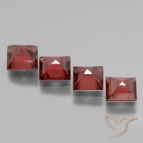 Gemas de Granate rodolita Rojo oscuro natural de 2.93 ct, Cuadrado, VS