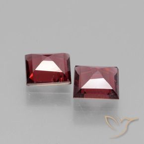 Gemas de Granate rodolita Rojo medio natural de 1.37 ct, Cuadrado, VS