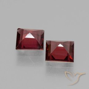 Gemas de Granate rodolita Rojo oscuro natural de 1.45 ct, Cuadrado, VS