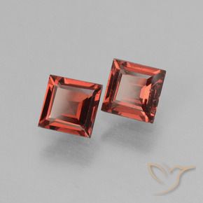 Gemas de Granate rodolita Rojo escarlata natural de 1.49 ct, Cuadrado, VS