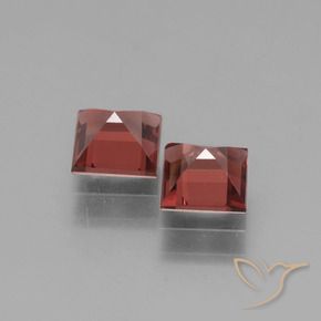 Gemas de Granate rodolita Rojo oscuro natural de 1.49 ct, Cuadrado, VS