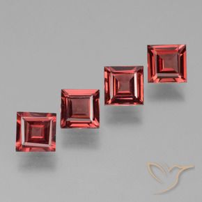 Gemas de Granate rodolita Rojo medio natural de 2.62 ct, Cuadrado, VS