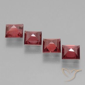 Gemas de Granate rodolita Rojo oscuro natural de 2.60 ct, Cuadrado, VS