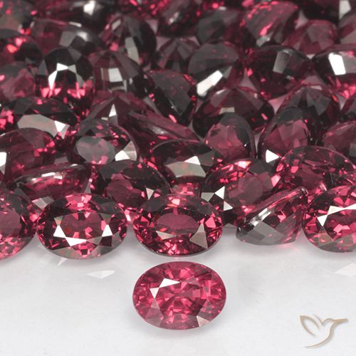 1.24ct Natural Rojo oscuro Granate Rodolita, Ovalada, VVS-VS