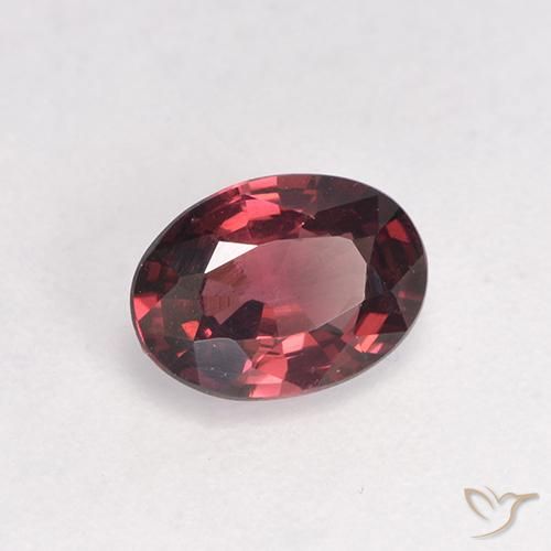 Granate rodolita Rojo vino natural de 0.89 ct, Ovalada, VS