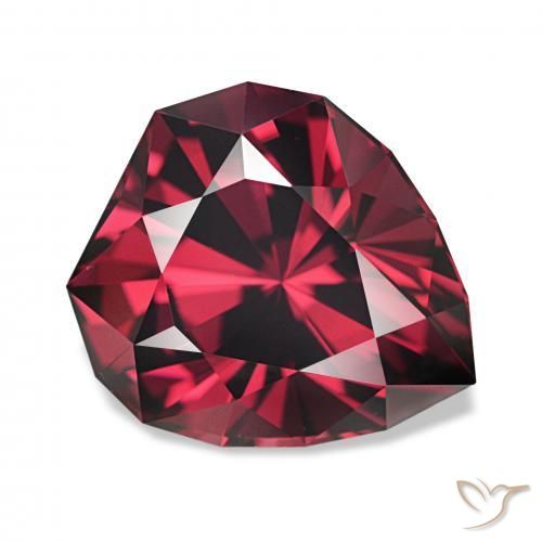 Granate rodolita Rojo medio natural de 4.13 ct, Elegante, VVS