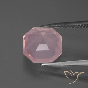 Cuarzo rosa Rosado vívido natural de 4.60 ct, Corte Octágono / Esmeralda, Transparente