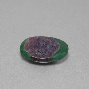 Rubí en fucsita Bicolor natural de 4.50 ct, Corte Óvalo, Translúcido