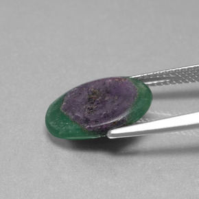 Rubí en fucsita Bicolor natural de 4.50 ct, Corte Óvalo, Translúcido