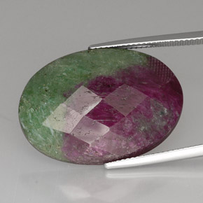 Rubí-Zoisita Multicolor natural de 36.32 ct, Corte Óvalo, Opaco