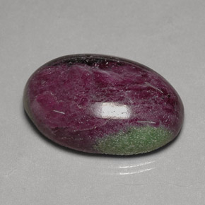 Rubí zoisita multicolor natural de 60,73 ct, corte óvalo, opaco