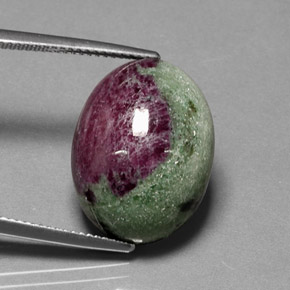 Rubí zoisita multicolor natural de 22,79 ct, corte óvalo, opaco