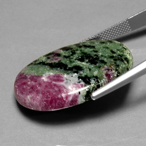 Rubí zoisita multicolor natural de 44,83 ct, corte óvalo, opaco
