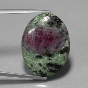 Rubí zoisita multicolor natural de 22,72 ct, corte óvalo, opaco