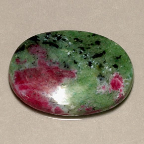 Rubí zoisita multicolor natural de 21,97 ct, corte óvalo, opaco