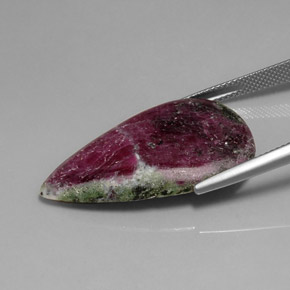 Rubí zoisita multicolor natural de 29,84 ct, en forma de pera, opaco
