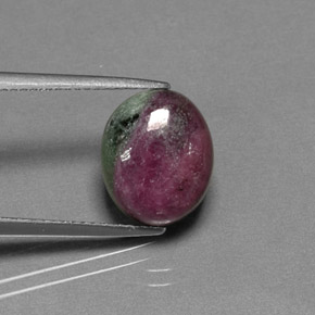 Rubí zoisita multicolor natural de 6,28 ct, corte óvalo, opaco