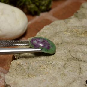 Rubí-Zoisita Multicolor natural de 4.00 ct, Corte Óvalo, Opaco