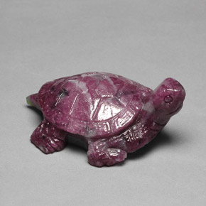 Rubí-Zoisita Multicolor natural de 102.50 ct, Forma elegante, Opaco