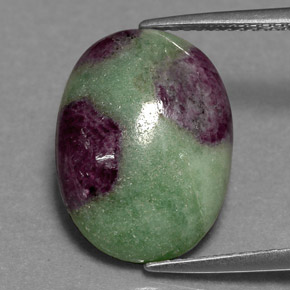 Rubí zoisita multicolor natural de 8,65 ct, corte óvalo, opaco