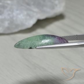 Rubí-Zoisita Multicolor natural de 9.37 ct, Marquesa, Opaco