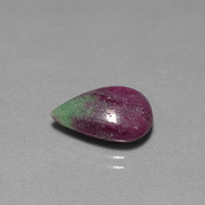 Rubí-Zoisita Multicolor natural de 5.85 ct, En forma de pera, Opaco