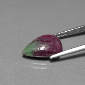 Rubí-Zoisita Multicolor natural de 5.85 ct, En forma de pera, Opaco