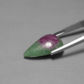 Rubí zoisita multicolor natural de 13,36 ct, en forma de pera, opaco