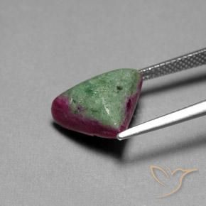 Rubí-Zoisita Multicolor natural de 7.37 ct, Trillón, Opaco