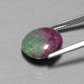 Rubí-Zoisita Multicolor natural de 7.28 ct, Corte Redondo, Opaco