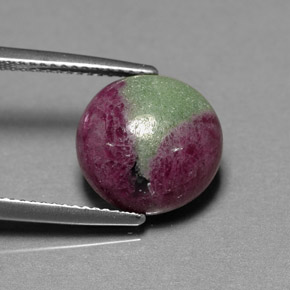 Rubí zoisita multicolor natural de 7,70 ct, corte óvalo, opaco