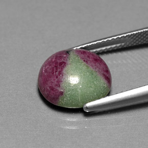 Rubí zoisita multicolor natural de 7,70 ct, corte óvalo, opaco