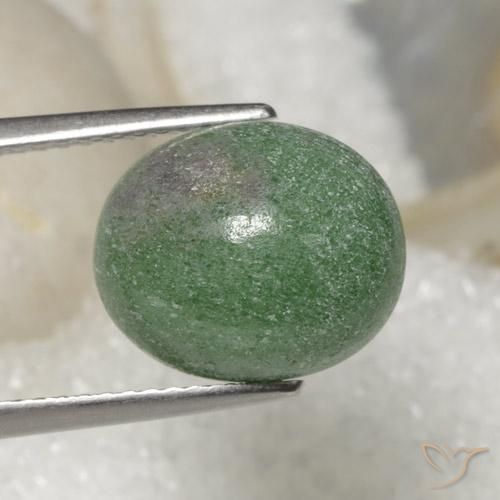 Rubí-Zoisita Verde medio natural de 7.26 ct, Ovalada, Opaco