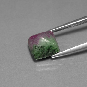 Rubí zoisita multicolor natural de 3,64 ct, baguette, opaco