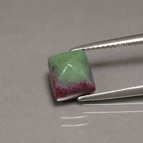 Rubí zoisita multicolor natural de 3,85 ct, baguette, opaco